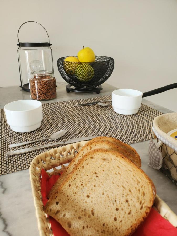 Charmant Studio Moderne Avec Exterieur "Dormir En Provence" フォンヴィエイユ エクステリア 写真